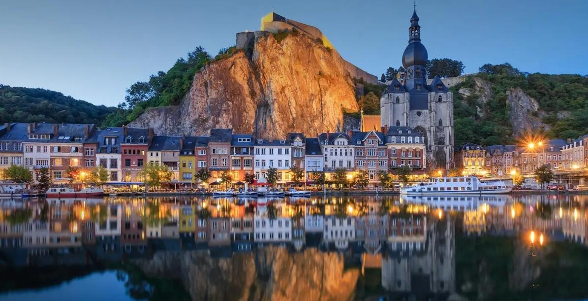 国外定居需要什么条件(基本要求）